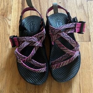 Girls Chaco sandals size 10 - EUC